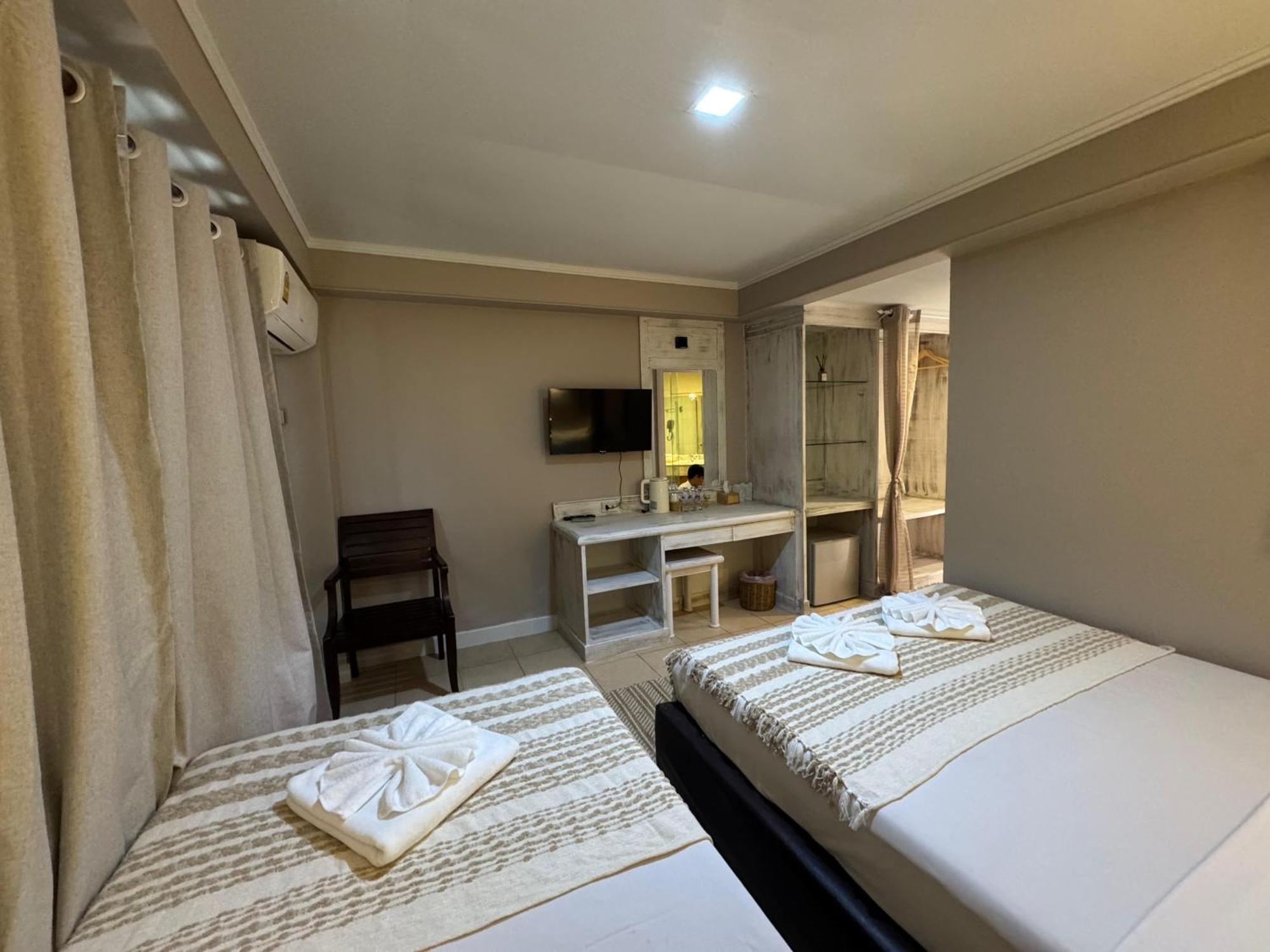 The Taksim Patong Beach Hotel Εξωτερικό φωτογραφία